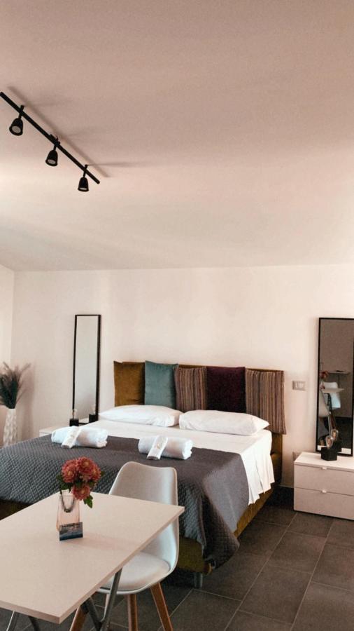 Habitat Luxury Suites Bellona Exterior foto